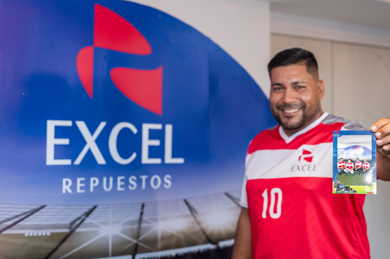 Mesa de Negocio Excel Repuestos Galería